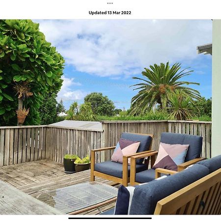 Cabbage Tree - Summer Or Winter Beachfront Haven パパモア エクステリア 写真